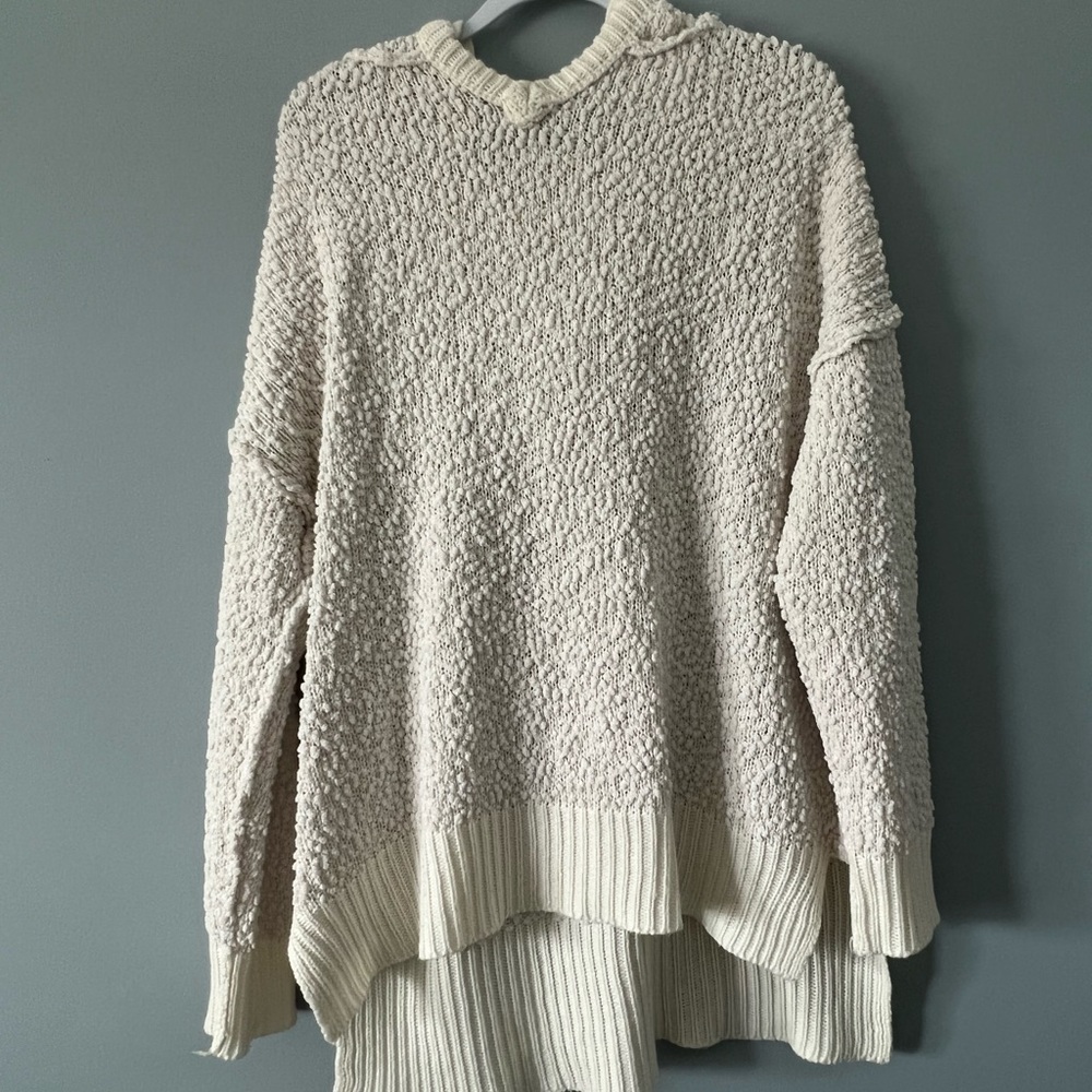 boutique oversized shirt / hoodie